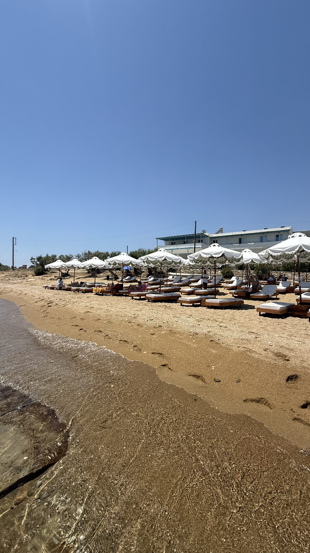 Pnoi Hotel